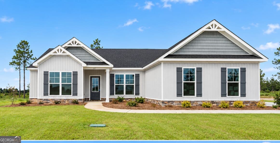 4 bedroom, 2 bathroom, 1,909 sq ft single family residence for sale at 325 Livingston Bend, Statesboro, GA 30461