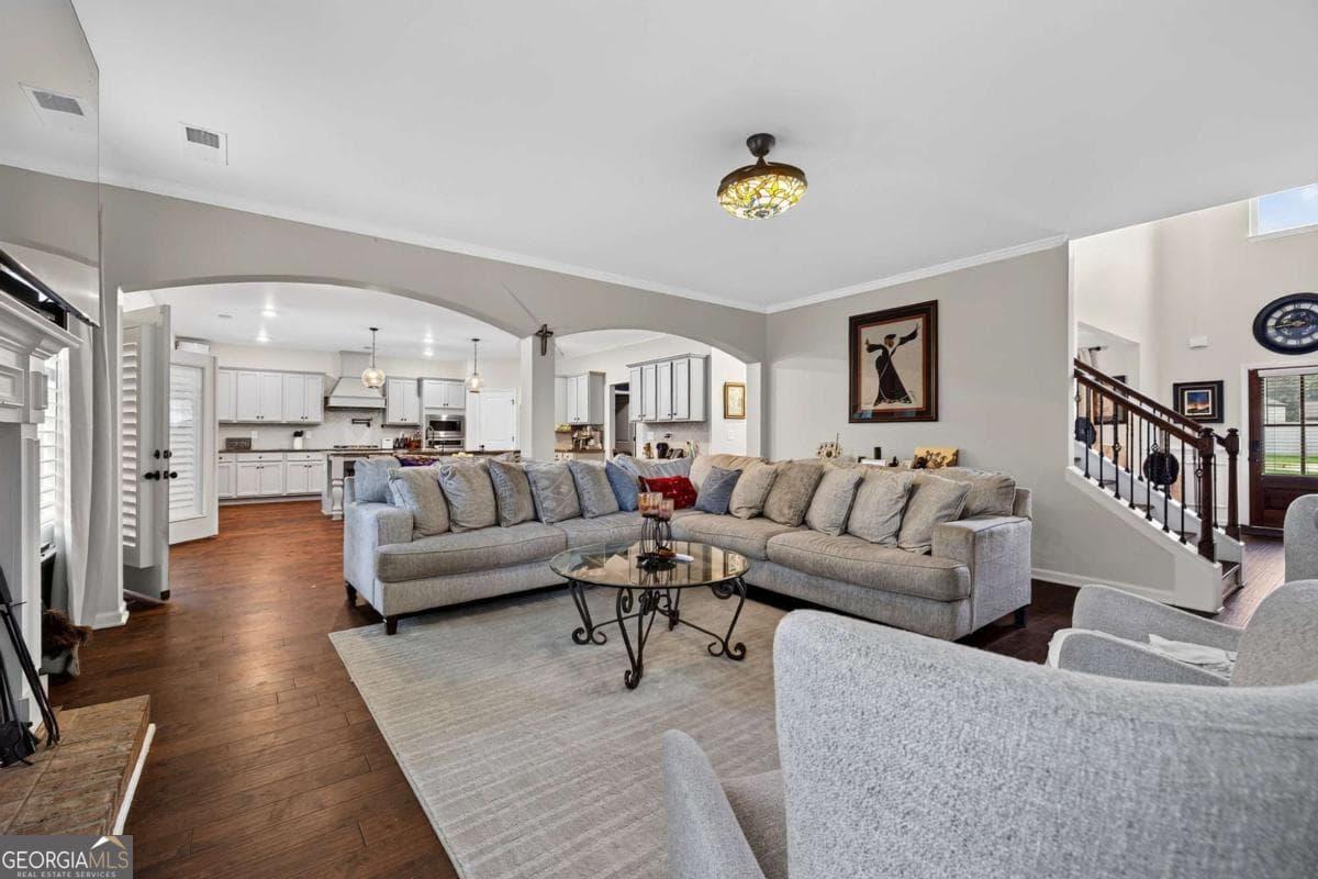 5 bedroom, 3.5 bathroom, 3,810 sq ft single family residence for sale at 208 Seth Terrace, Mcdonough, GA 30252 — photo 10