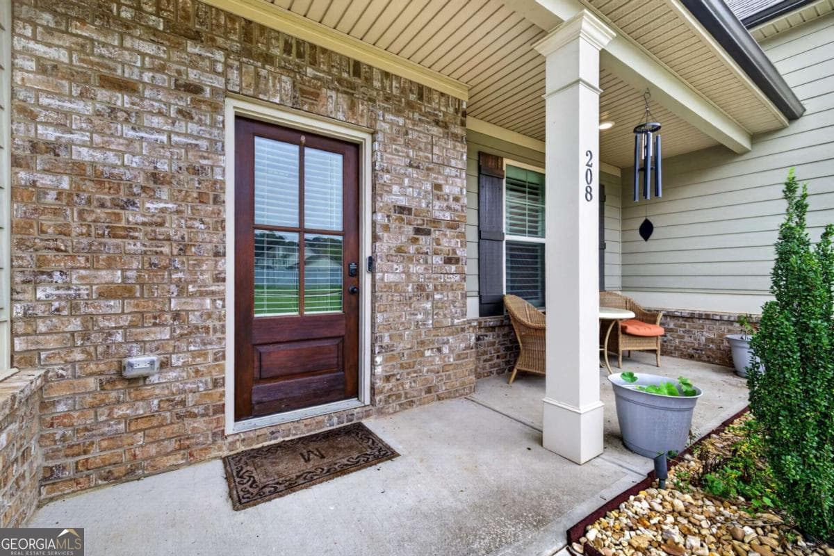 5 bedroom, 3.5 bathroom, 3,810 sq ft single family residence for sale at 208 Seth Terrace, Mcdonough, GA 30252 — photo 4