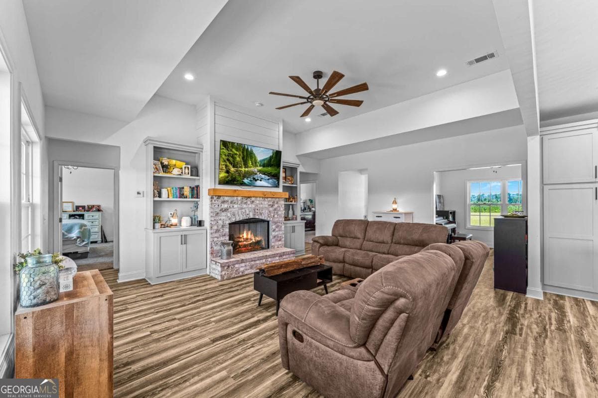 4 bedroom, 3 bathroom, 2,336 sq ft single family residence for sale at 2997 Jason Franklin Road, Register, GA 30452 — photo 6