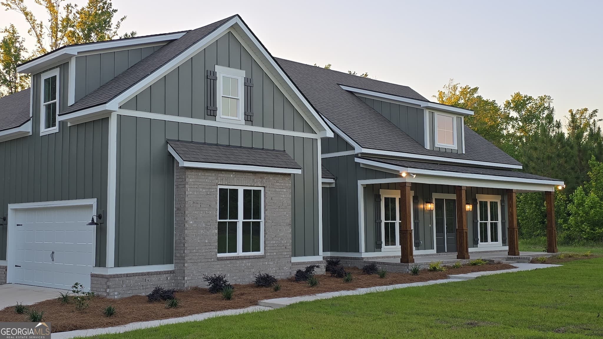 4 bedroom, 3 bathroom, 2,400 sq ft single family residence for sale at 200 Ray Howell Lane, Statesboro, GA 30461 — photo 4