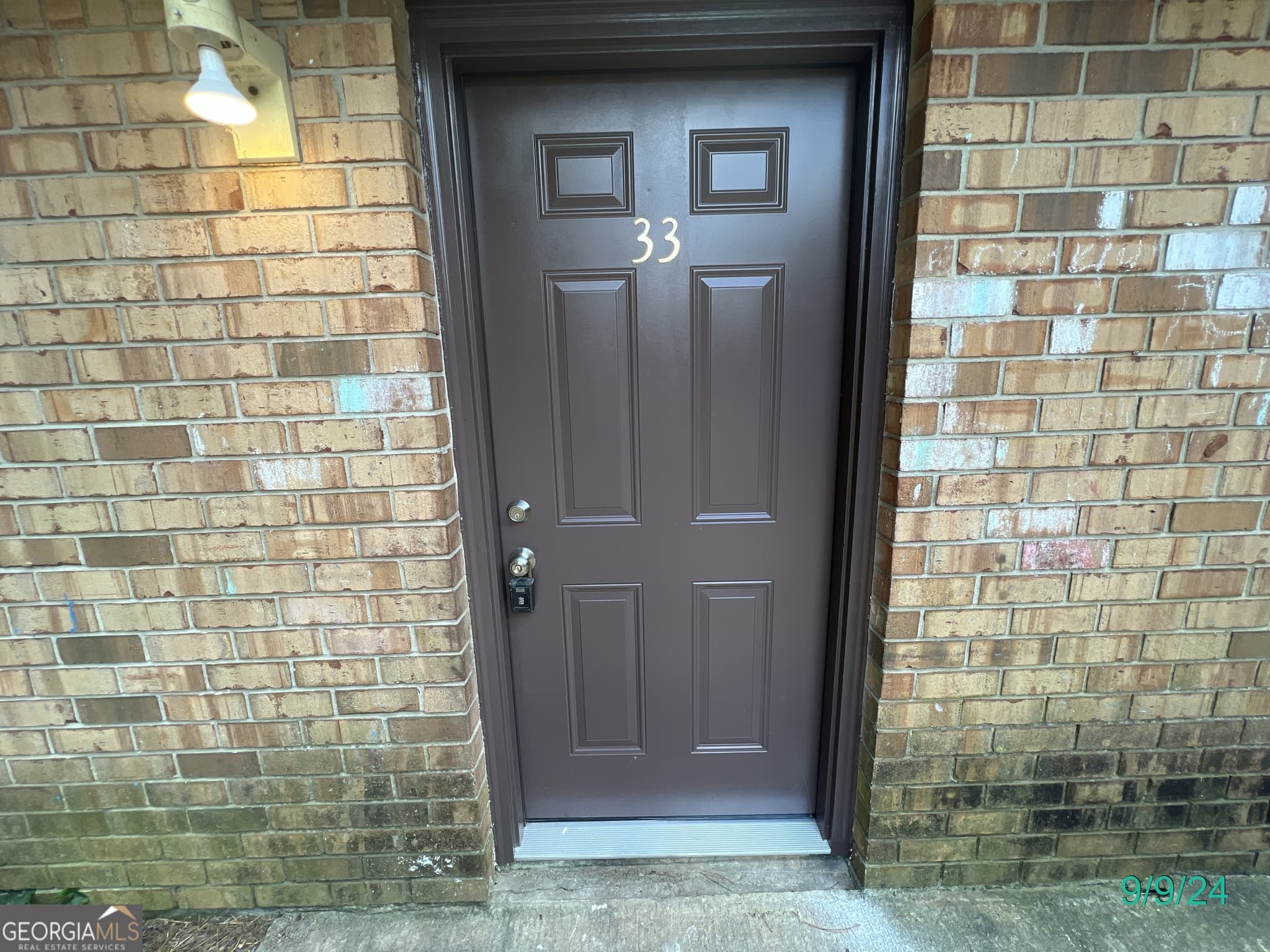 2 bedroom, 1 bathroom, 988 sq ft duplex for rent at 271 E WRIGHT Street 33, Winder, GA 30680 for $1,395 a month — photo 3
