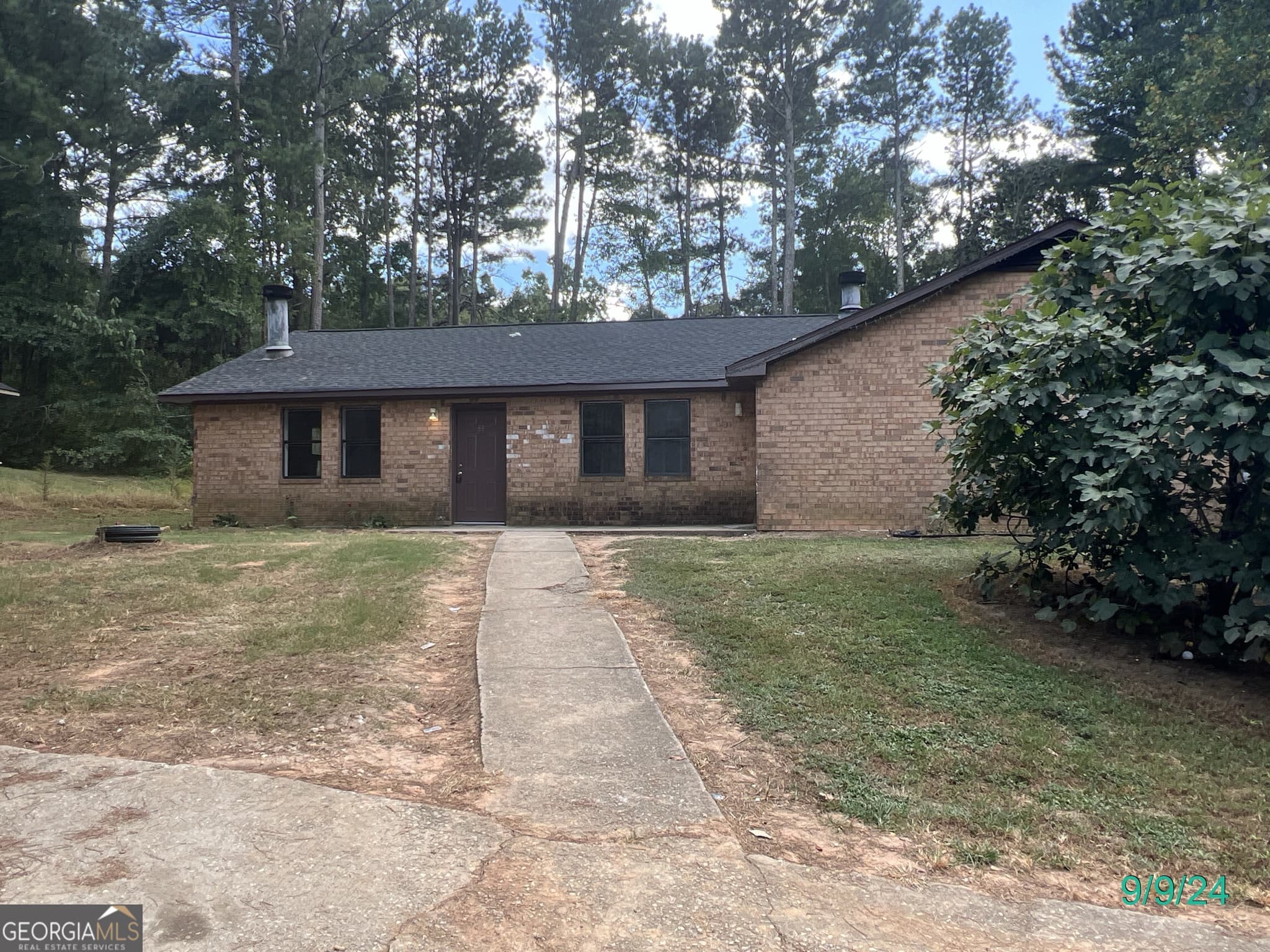 2 bedroom, 1 bathroom, 988 sq ft duplex for rent at 271 E WRIGHT Street 33, Winder, GA 30680 for $1,395 a month — photo 1 of 17