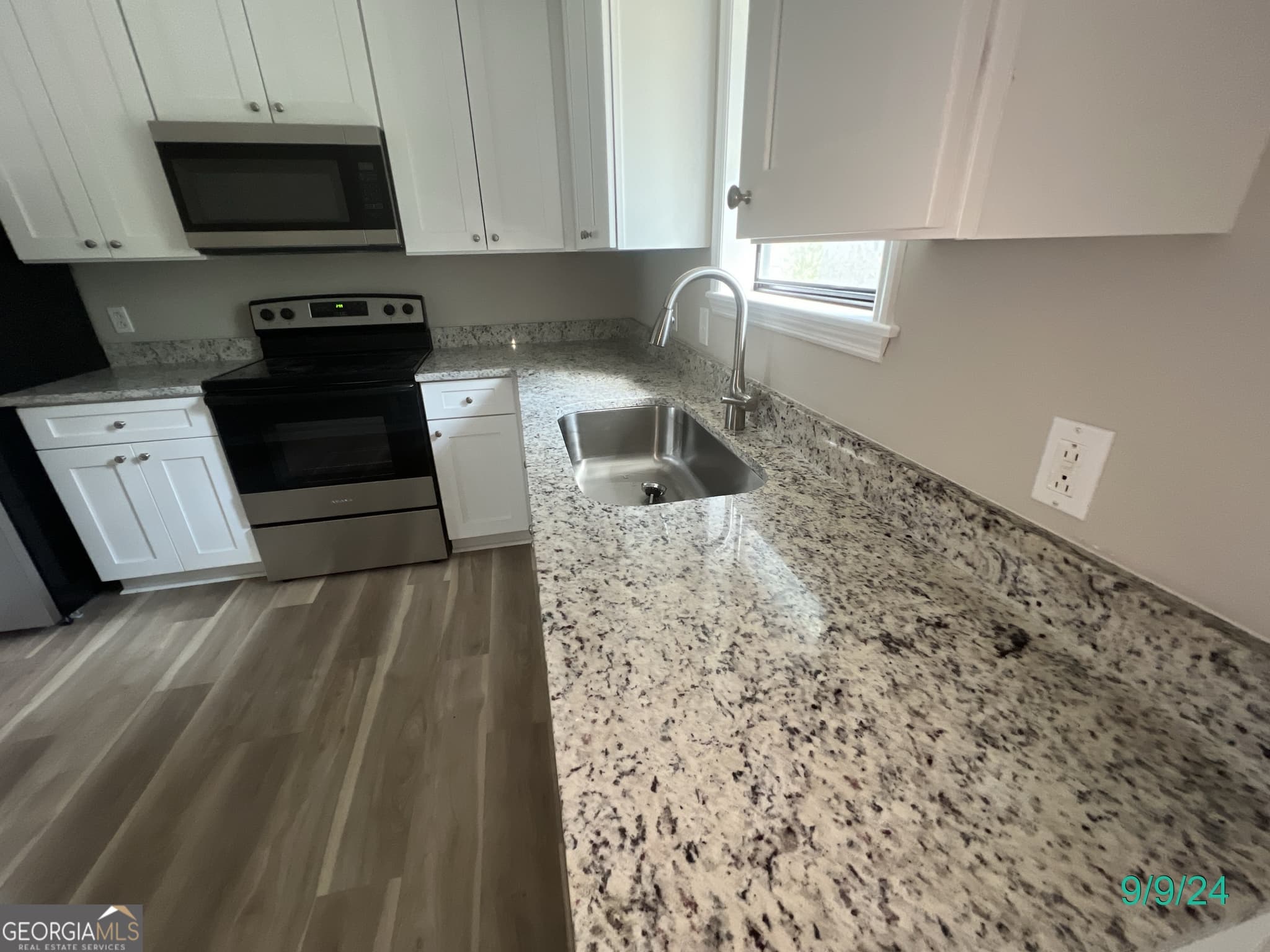 2 bedroom, 1 bathroom, 988 sq ft duplex for rent at 271 E WRIGHT Street 33, Winder, GA 30680 for $1,395 a month — photo 8