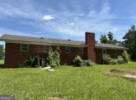 3 bedroom, 1.5 bathroom, 1,597 sq ft single family residence for sale at 1190 Asphalt Rock Road, Cherokee, AL 35616 — photo 2