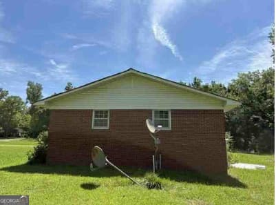 3 bedroom, 1.5 bathroom, 1,597 sq ft single family residence for sale at 1190 Asphalt Rock Road, Cherokee, AL 35616 — photo 7