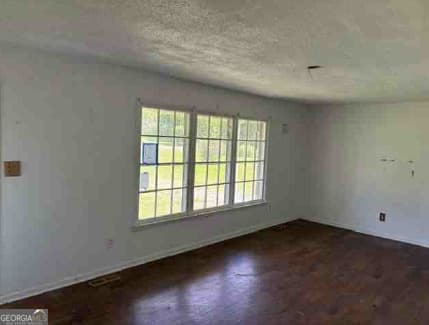 3 bedroom, 1.5 bathroom, 1,597 sq ft single family residence for sale at 1190 Asphalt Rock Road, Cherokee, AL 35616 — photo 5