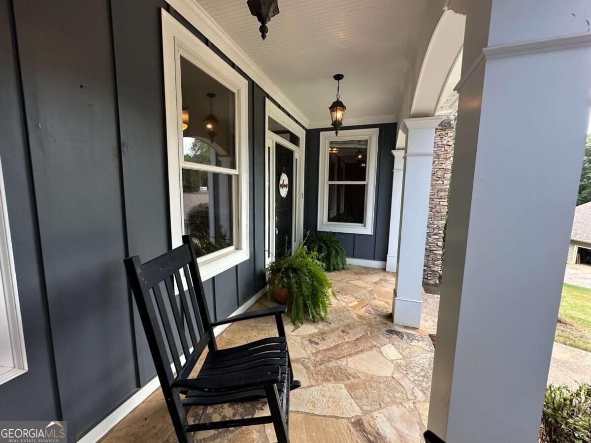5 bedroom, 3.5 bathroom, 3,653 sq ft single family residence for sale at 47 Stone Gate Drive, Cartersville, GA 30120 — photo 6