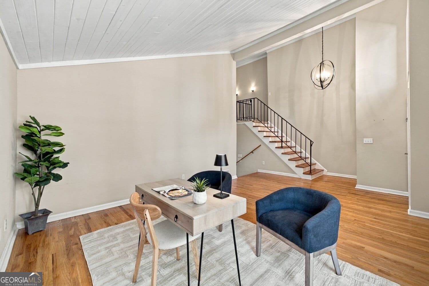 4 bedroom, 2.5 bathroom, 2,937 sq ft townhouse for sale at 195 Southwind Circle, Roswell, GA 30076 — photo 6