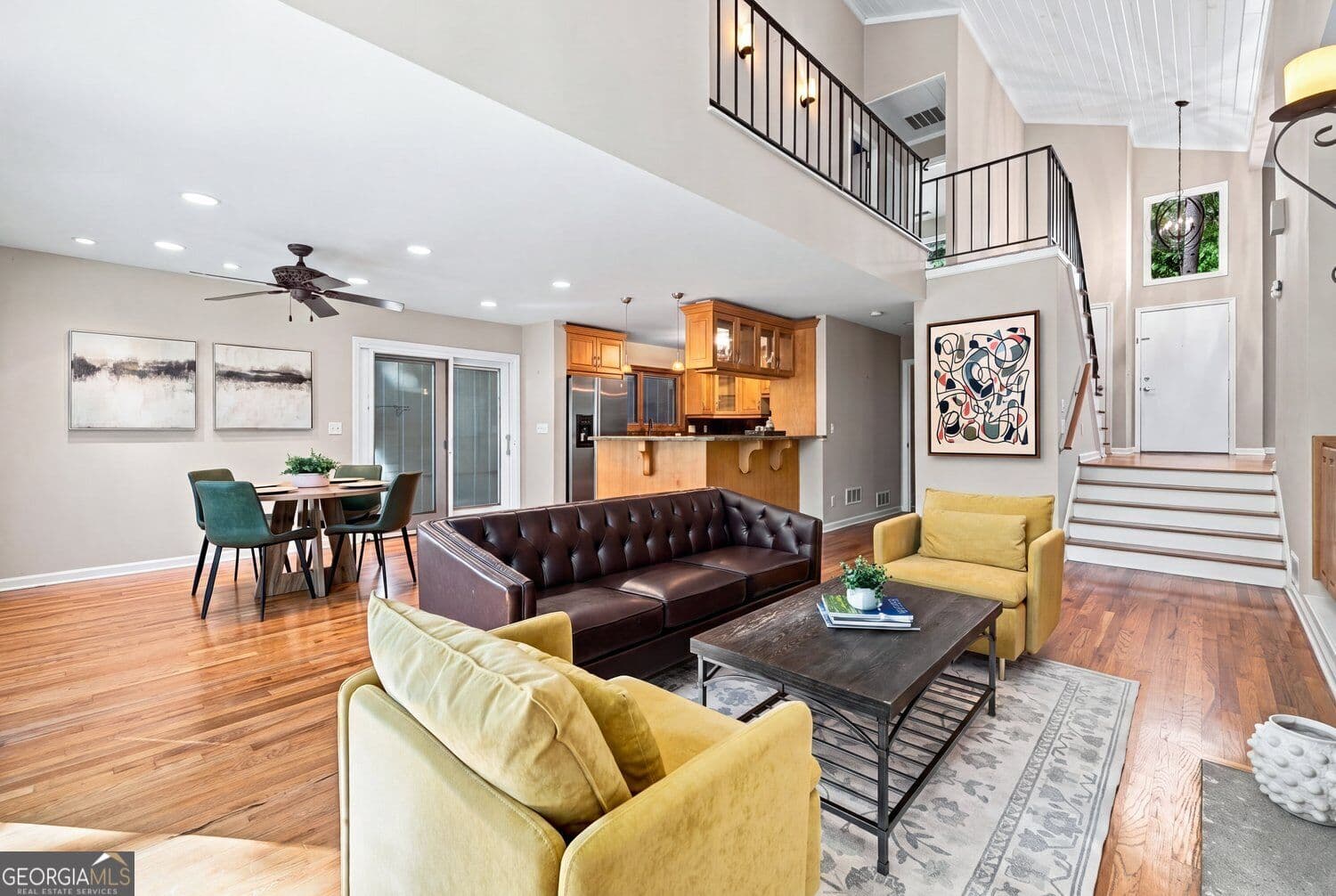 4 bedroom, 2.5 bathroom, 2,937 sq ft townhouse for sale at 195 Southwind Circle, Roswell, GA 30076 — photo 10