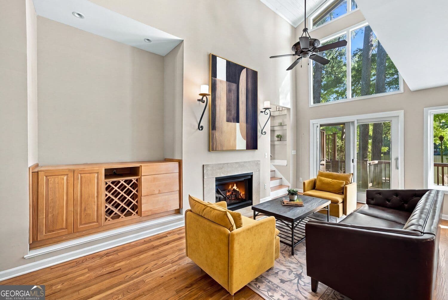 4 bedroom, 2.5 bathroom, 2,937 sq ft townhouse for sale at 195 Southwind Circle, Roswell, GA 30076 — photo 8