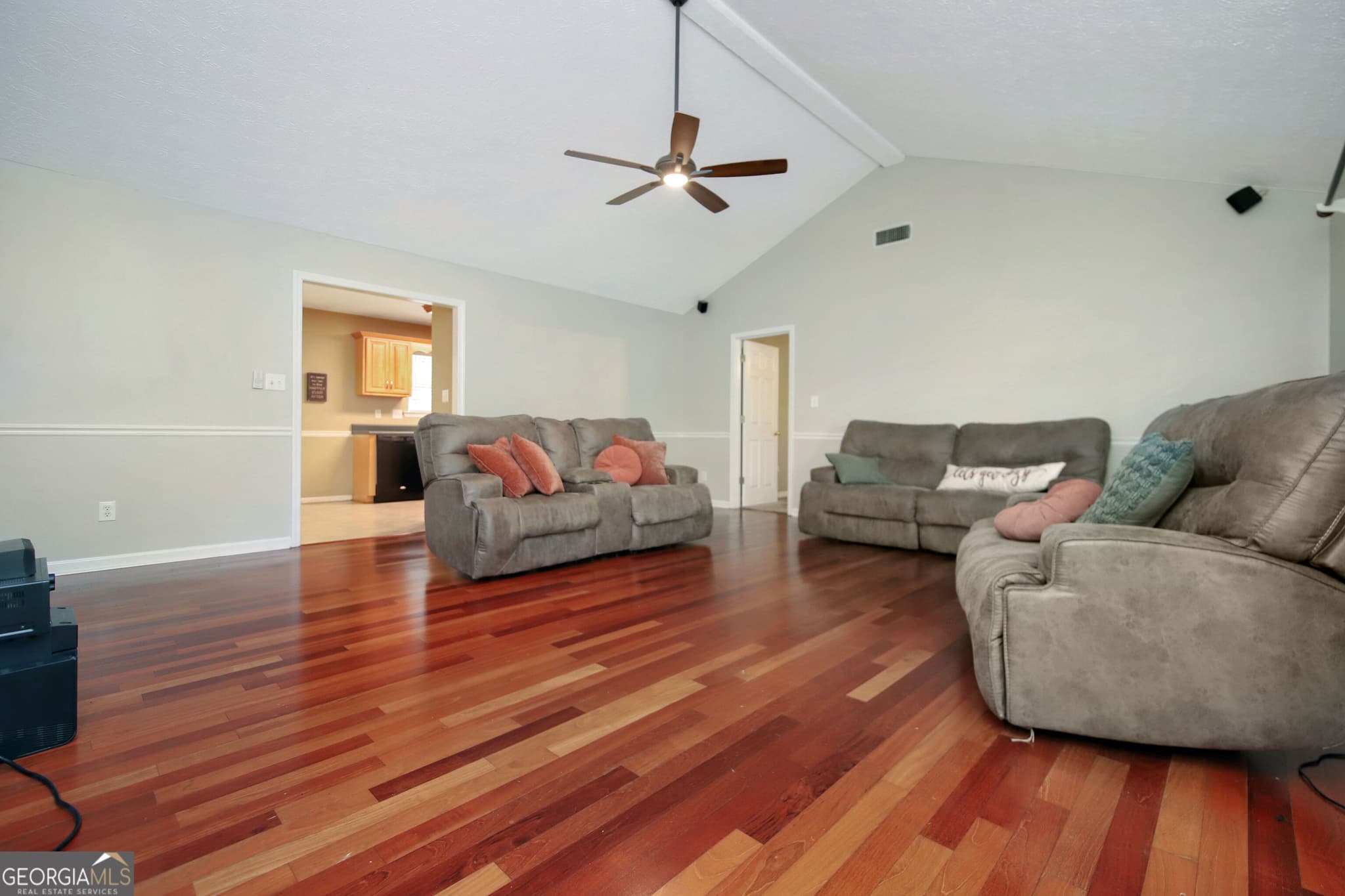 4 bedroom, 2 bathroom, 1,922 sq ft single family residence for sale at 1308 63rd Avenue, Lanett, AL 36863 — photo 3