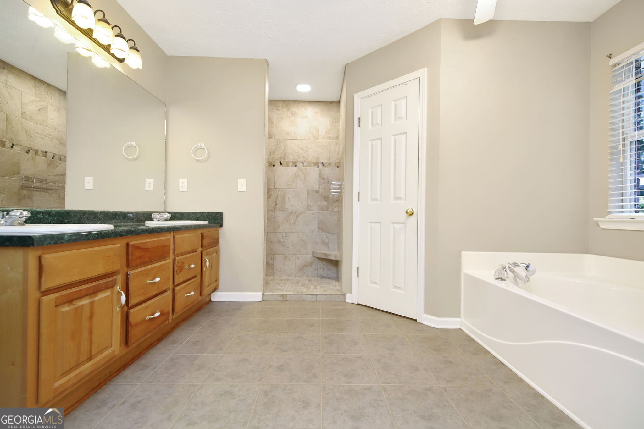 4 bedroom, 2 bathroom, 1,922 sq ft single family residence for sale at 1308 63rd Avenue, Lanett, AL 36863 — photo 10