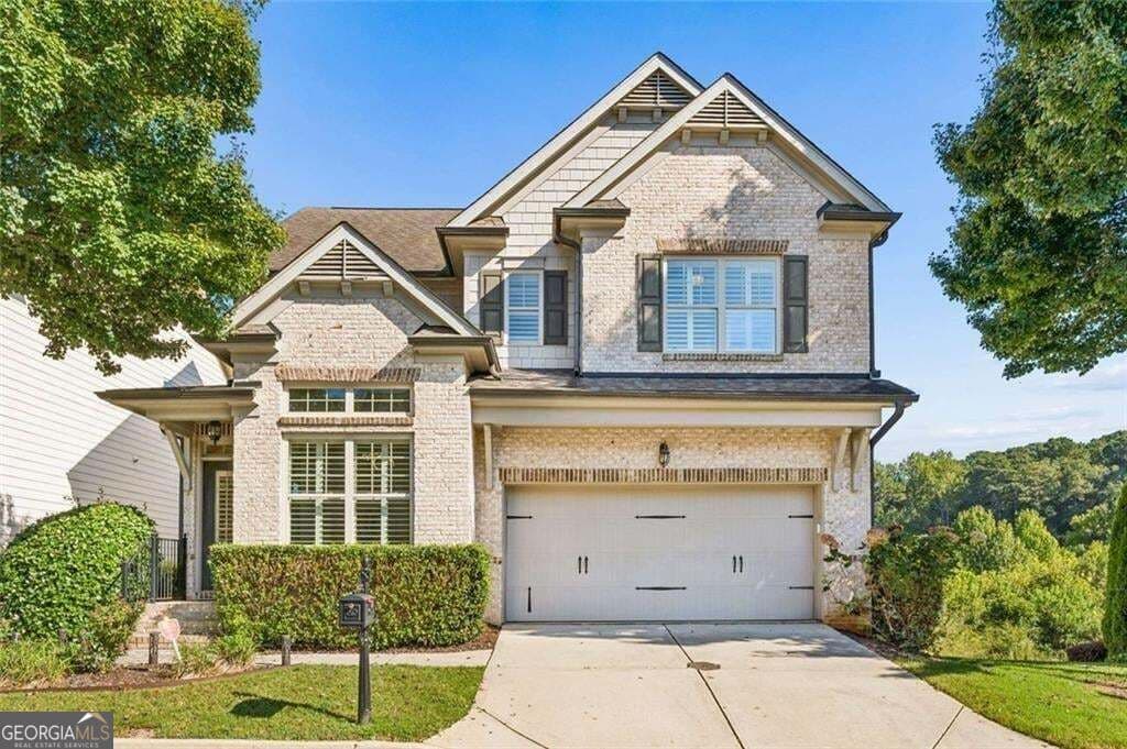 3 bedroom, 3.5 bathroom, 3,752 sq ft single family residence for sale at 7290 Jamestown Drive, Alpharetta, GA 30005 — photo 4