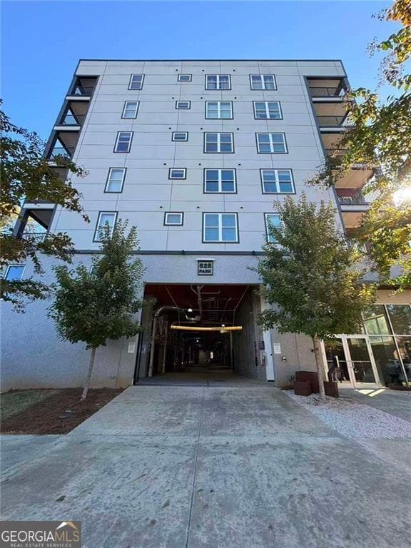 1 bedroom, 1 bathroom, 657 sq ft condominium for sale at 525 Parkway Drive APT 512, Atlanta, GA 30308 — photo 2