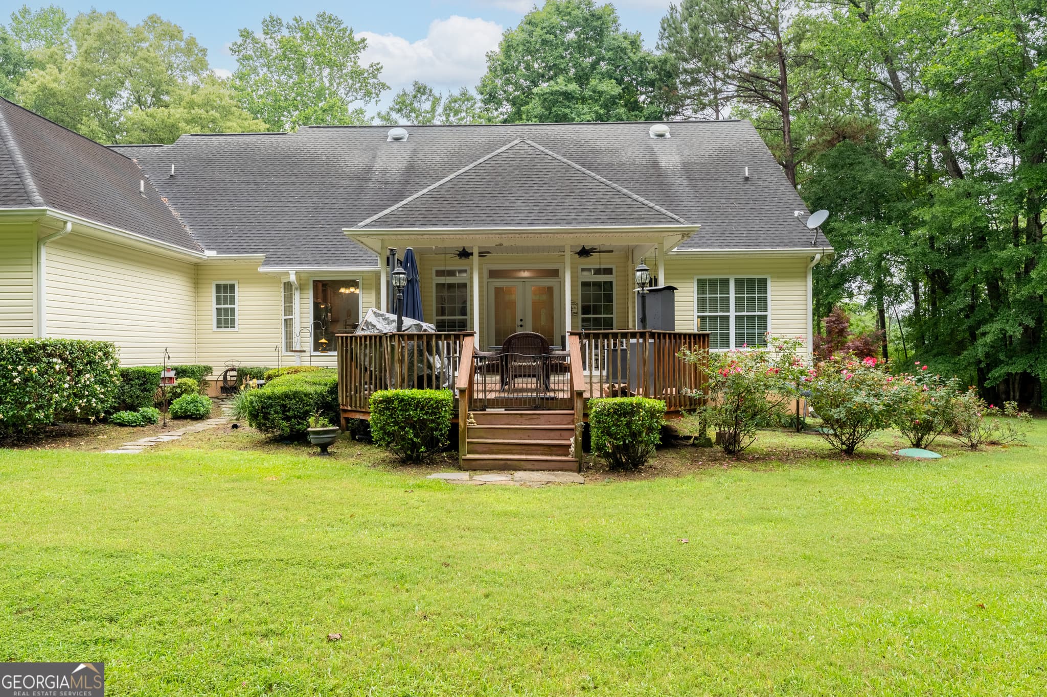4 bedroom, 3.5 bathroom, 2,676 sq ft single family residence for sale at 140 Honeysuckle Road, Milledgeville, GA 31061 — photo 7