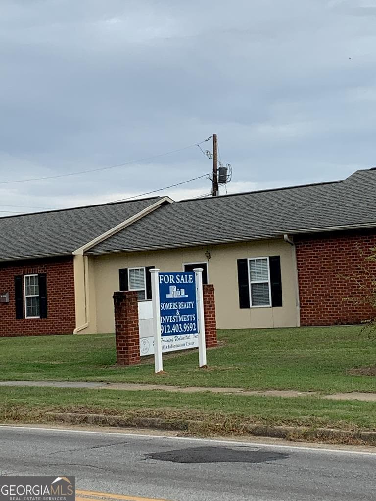 6 bedroom, 3 bathroom, 3,510 sq ft residential sold at 247 W Main Street, Swainsboro, GA 30401