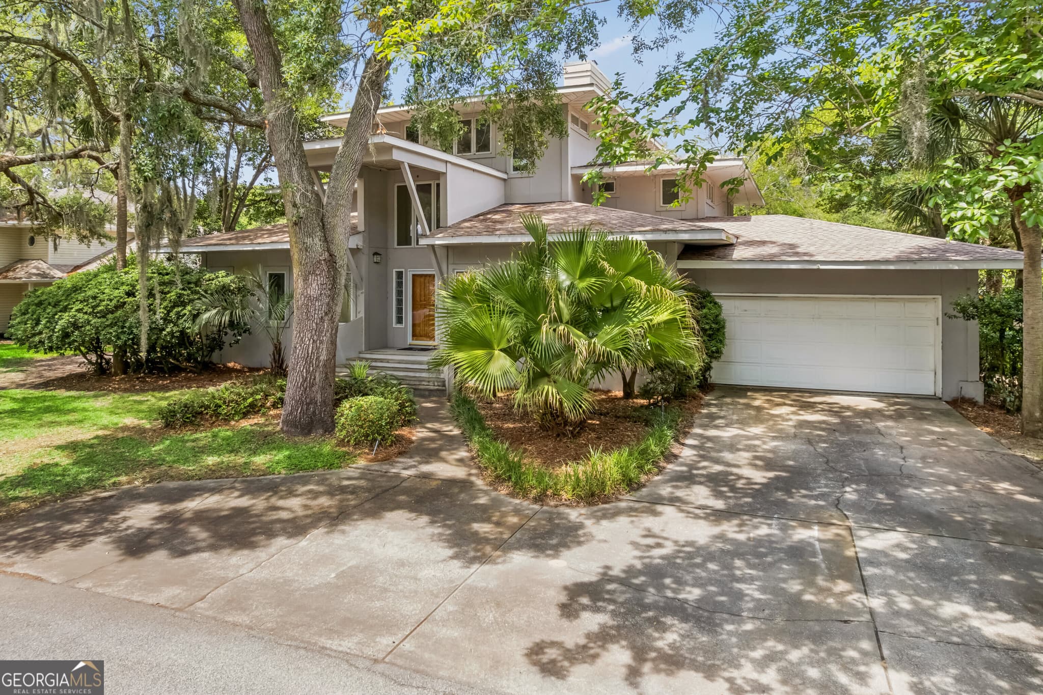 3 bedroom, 3.5 bathroom, 3,100 sq ft single family residence for sale at 107 Sandcastle Way, St. Simons, GA 31522 — photo 2