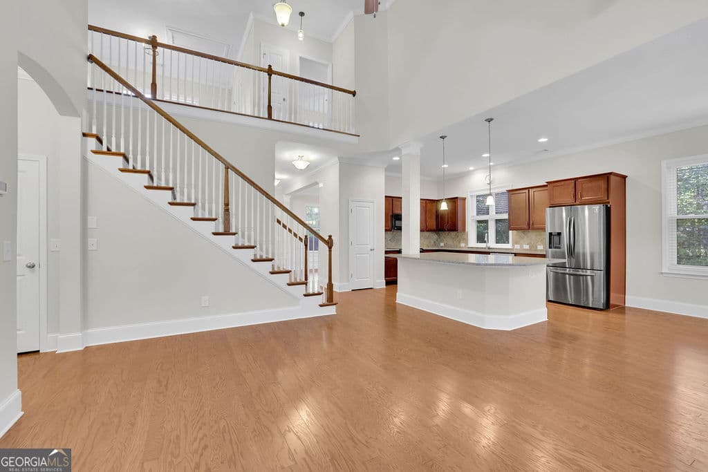 4 bedroom, 2.5 bathroom, 2,680 sq ft single family residence for sale at 519 Huntington Drive, Ball Ground, GA 30107 — photo 3