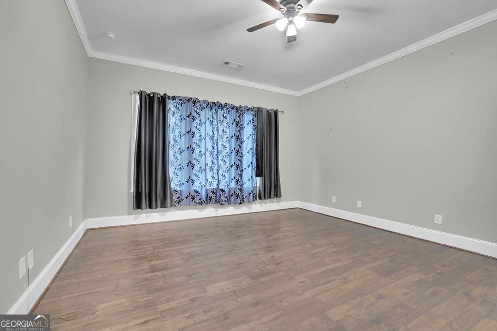 4 bedroom, 2.5 bathroom, 2,680 sq ft single family residence for sale at 519 Huntington Drive, Ball Ground, GA 30107 — photo 9