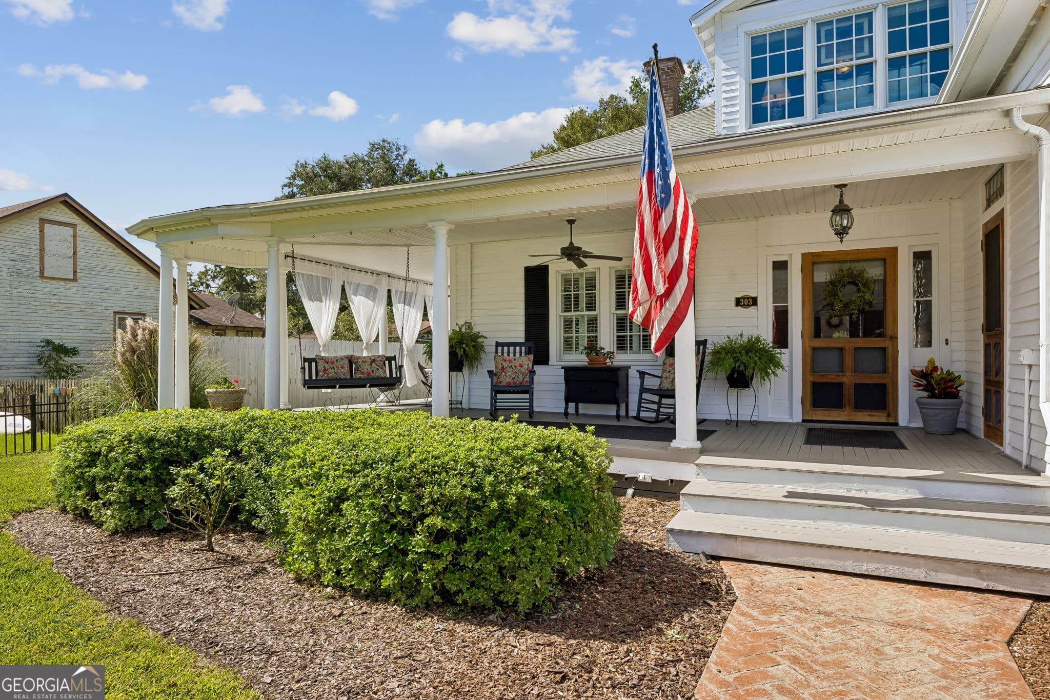 5 bedroom, 3 bathroom, 2,650 sq ft single family residence for sale at 303 Wheeler Street, Saint Marys, GA 31558 — photo 9