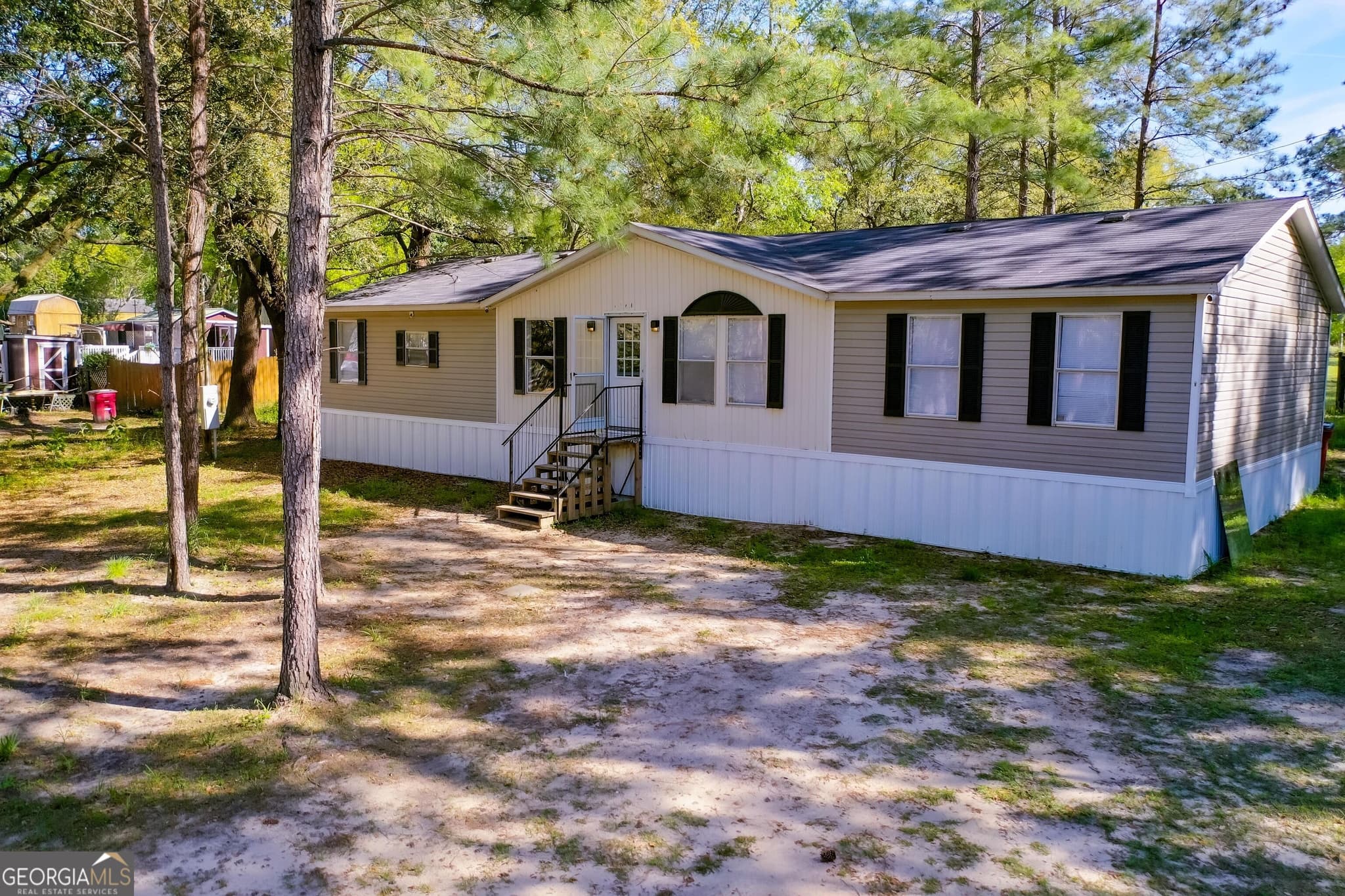3 bedroom, 2 bathroom, 1,680 sq ft single family residence for sale at 3612 Fox Trail, Blackshear, GA 31516