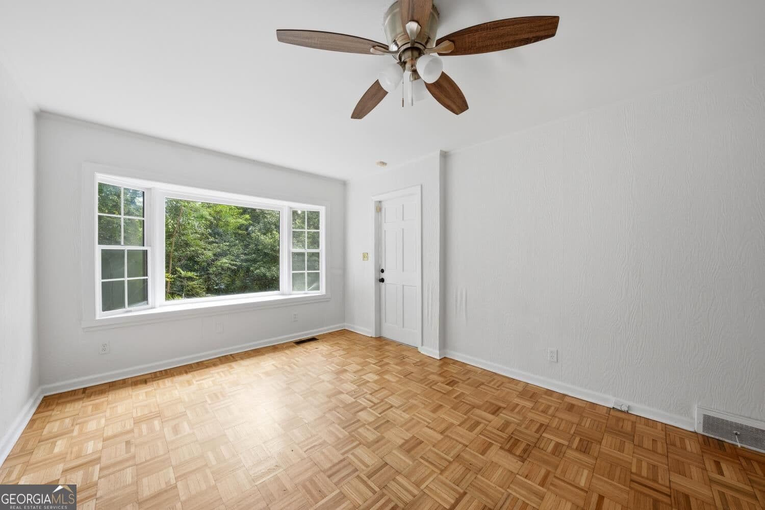3 bedroom, 2 bathroom, 1,951 sq ft single family residence for sale at 1825 Waverland Circle, Macon, GA 31211 — photo 10