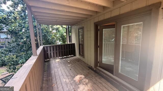 2 bedroom, 2 bathroom, 1,131 sq ft condominium for sale at 908 Woodcliff Drive, Sandy Springs, GA 30350 — photo 3