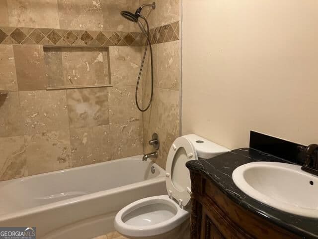 2 bedroom, 2 bathroom, 1,131 sq ft condominium for sale at 908 Woodcliff Drive, Sandy Springs, GA 30350 — photo 10