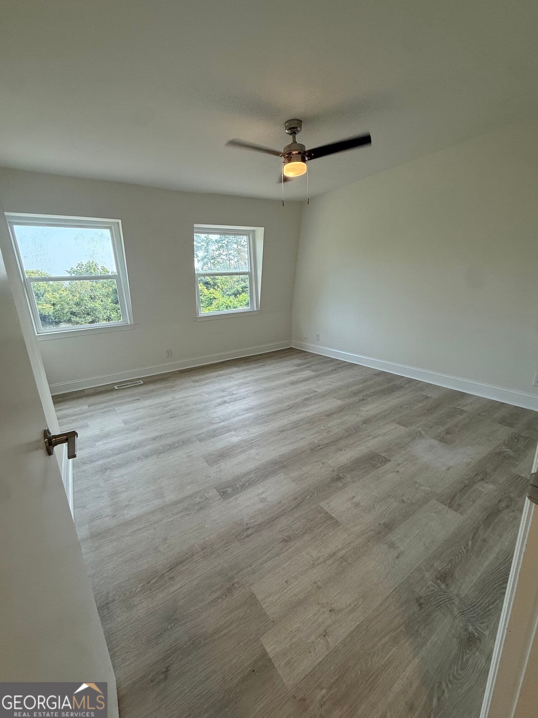 2 bedroom, 1.5 bathroom, 1,050 sq ft townhouse for rent at 1157 Boulevard, Macon, GA 31211 for $1,199 a month — photo 3