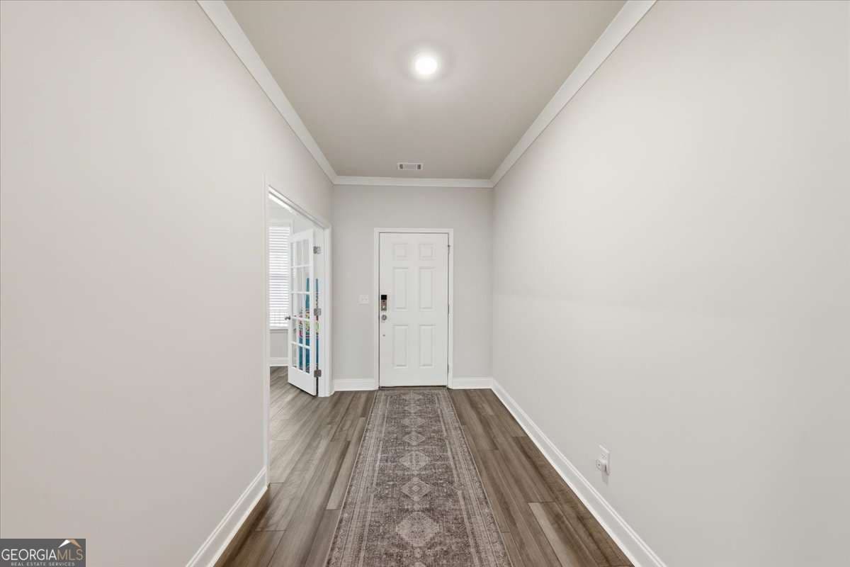 5 bedroom, 4.5 bathroom, 3,632 sq ft single family residence for sale at 3939 Alderstone Drive, Flowery Branch, GA 30542 — photo 6