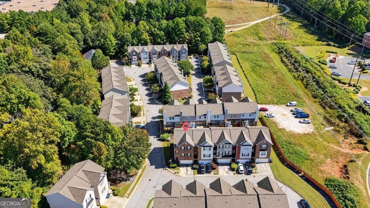 4 bedroom, 3.5 bathroom condominium for sale at 2194 Pebble Beach Drive 64, Lawrenceville, GA 30043 — photo 2