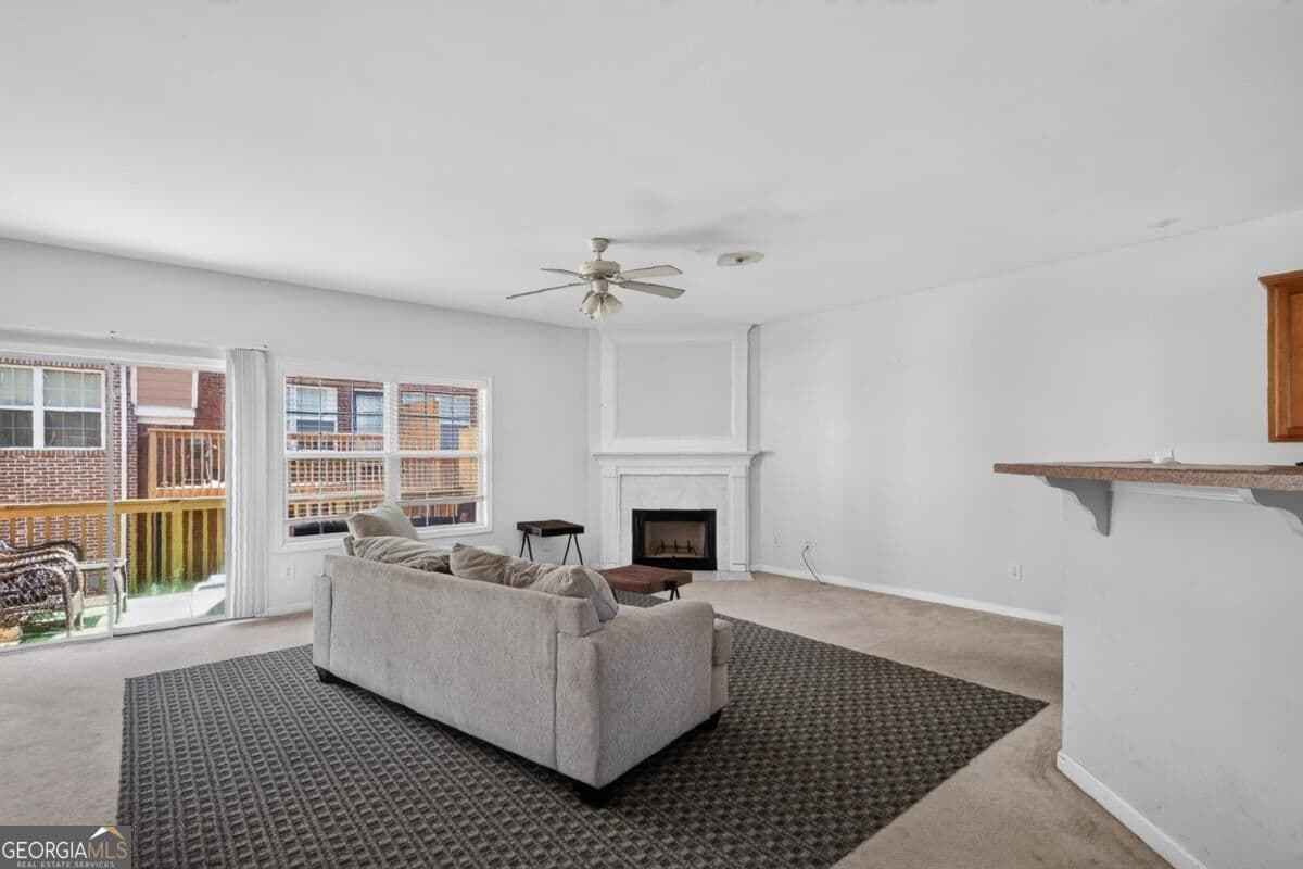 4 bedroom, 3.5 bathroom condominium for sale at 2194 Pebble Beach Drive 64, Lawrenceville, GA 30043 — photo 6