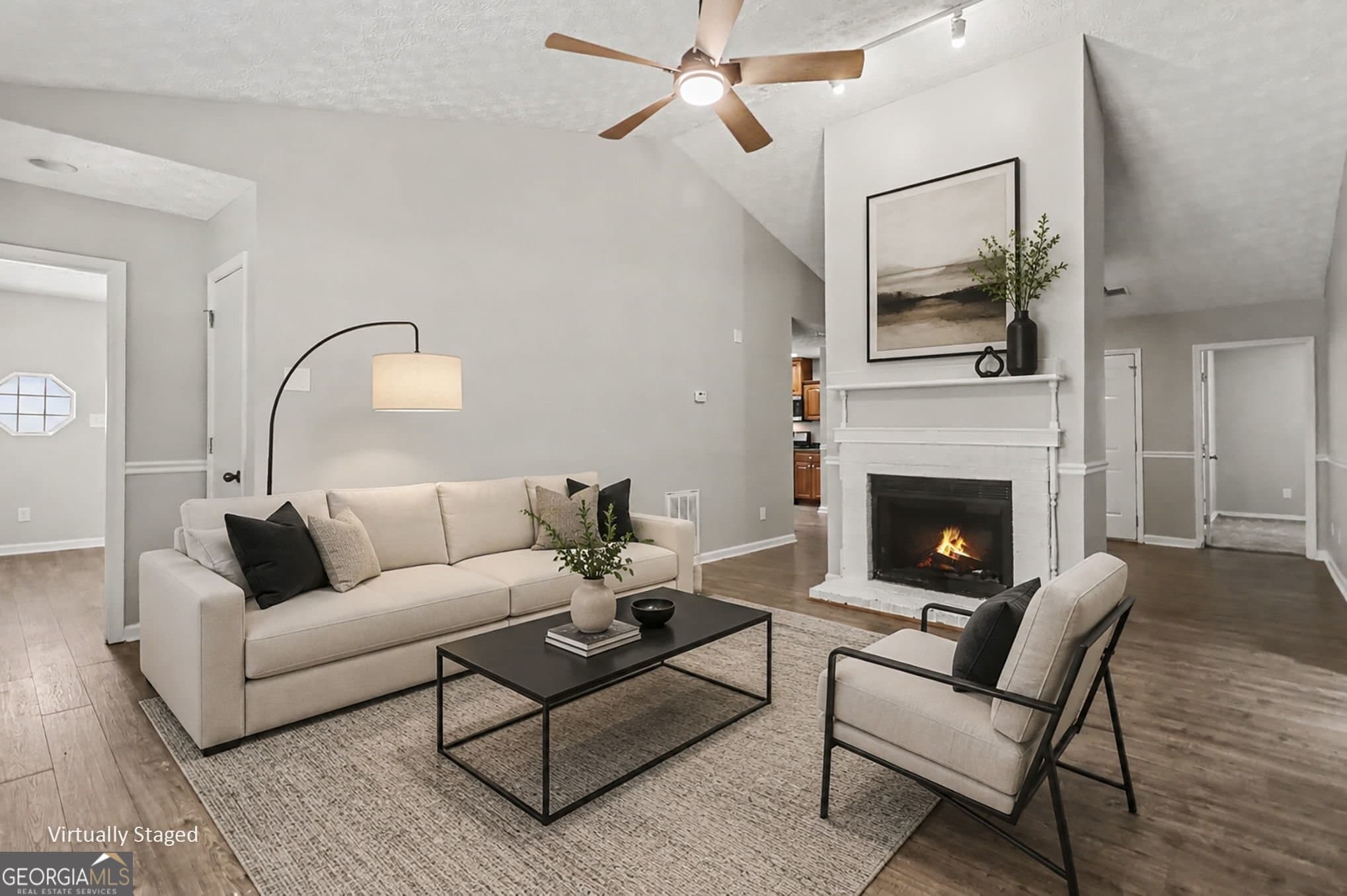 4 bedroom, 2 bathroom, 1,342 sq ft single family residence for sale at 627 Towngate Boulevard, Jonesboro, GA 30238 — photo 4