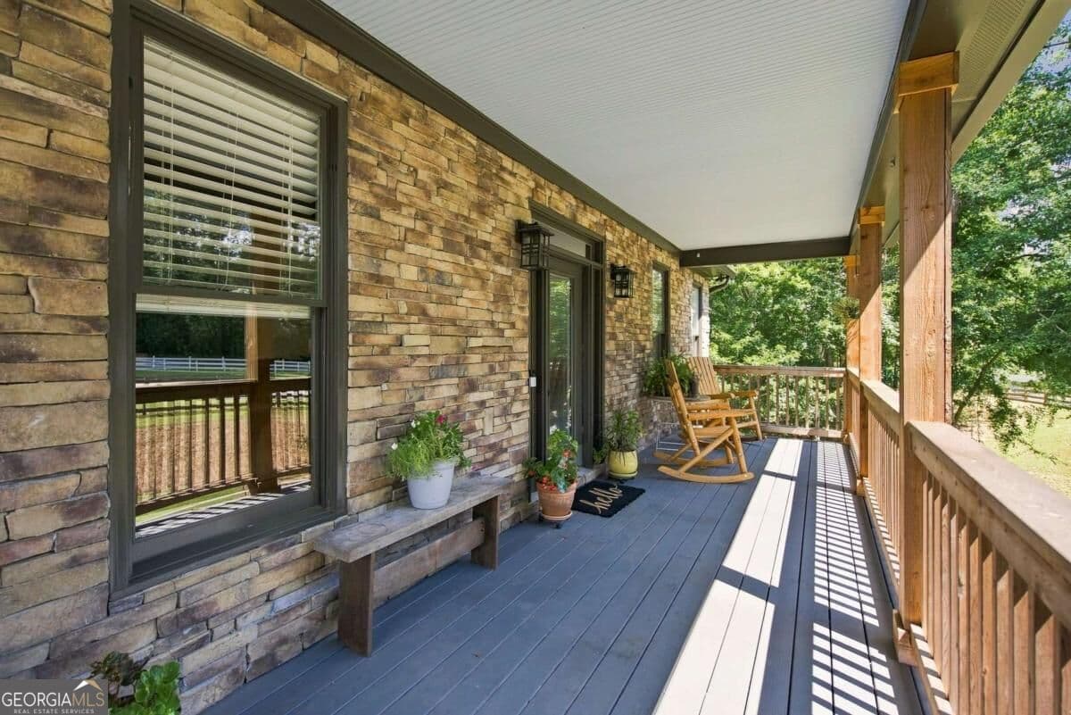 4 bedroom, 3.5 bathroom, 3,938 sq ft single family residence for sale at 2975 Mars Hill Road, Acworth, GA 30101 — photo 5