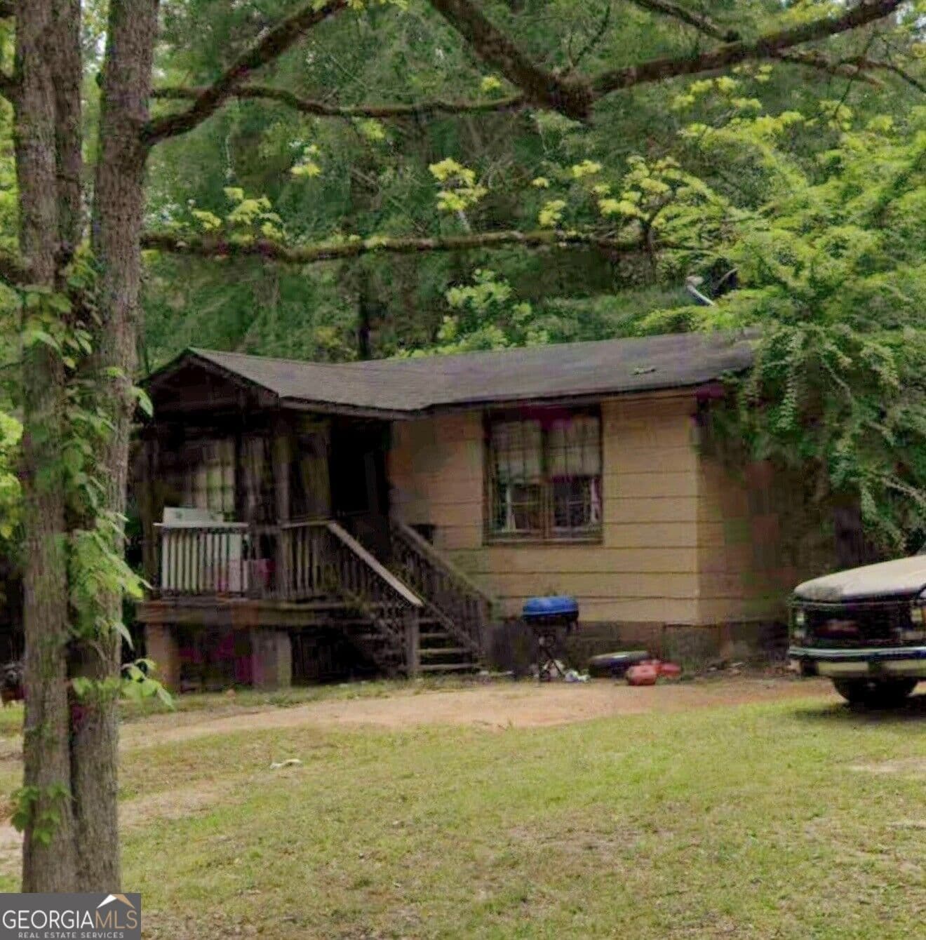 3 bedroom, 1 bathroom, 1,080 sq ft single family residence for sale at 109 Houston Street, Griffin, GA 30223