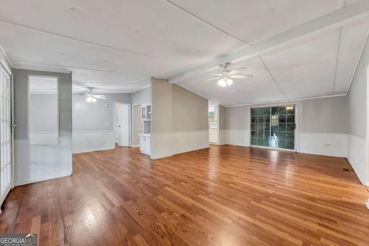 3 bedroom, 2 bathroom, 1,420 sq ft manufactured home,single family residence for rent at 304 Second Street, Woodstock, GA 30188 for $1,850 a month — photo 9