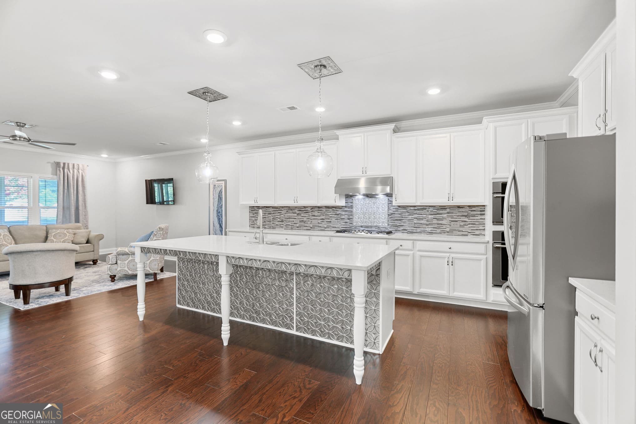 2 bedroom, 2 bathroom, 2,037 sq ft single family residence for sale at 160 Maple Leaf Road, Sharpsburg, GA 30277 — photo 2