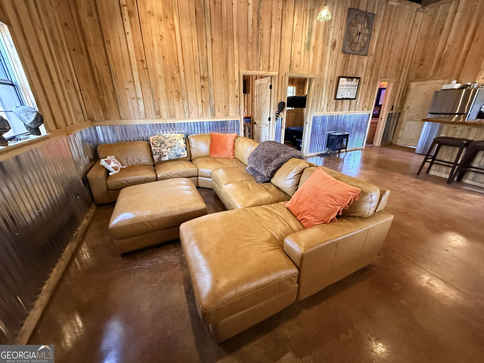 2 bedroom, 1 bathroom, 1,176 sq ft cabin,single family residence under contract at 301 Beaver Dam Road, Toomsboro, GA 31090 — photo 8