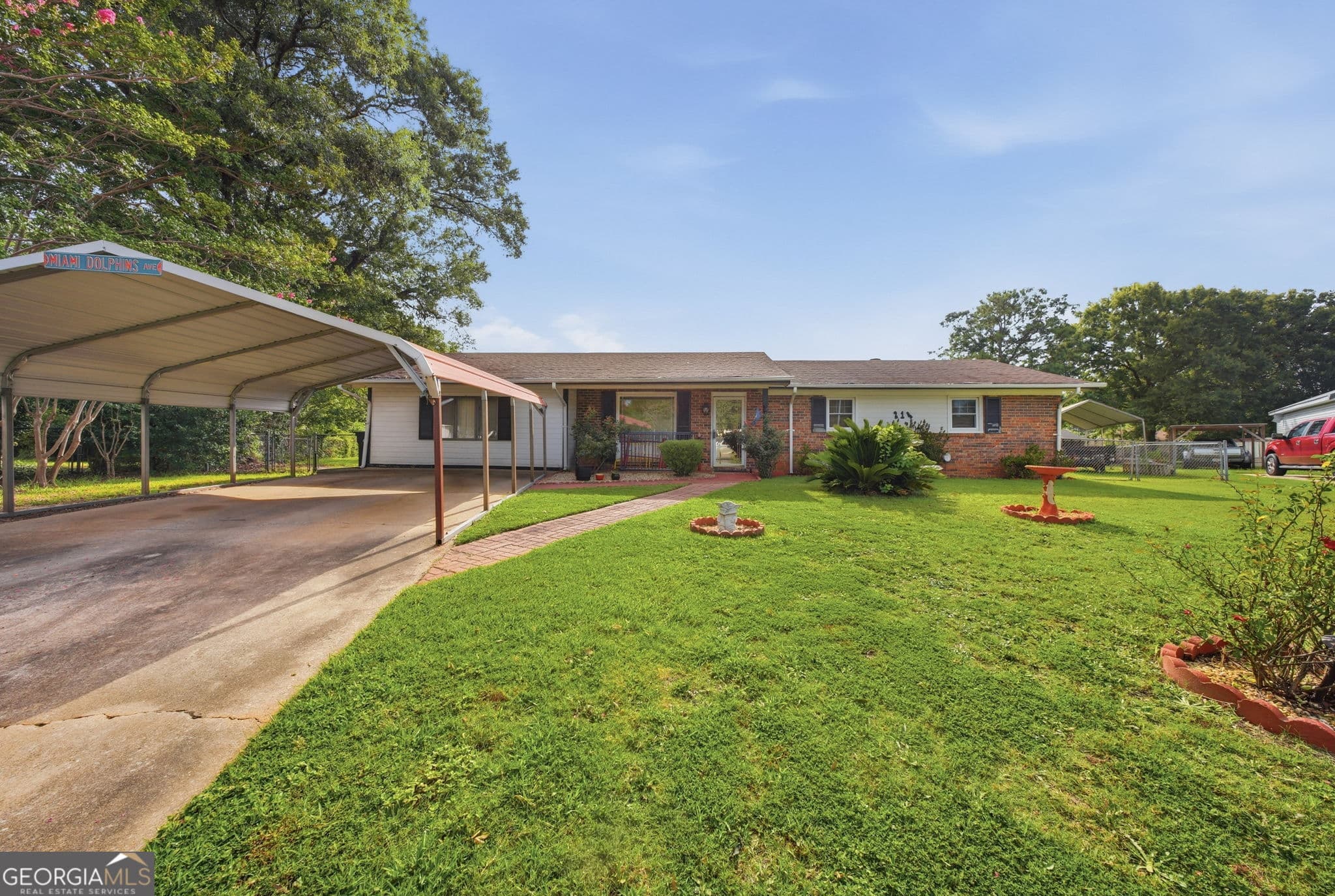 3 bedroom, 2 bathroom, 1,632 sq ft single family residence for sale at 214 Pellimore Drive, Warner Robins, GA 31093 — photo 4
