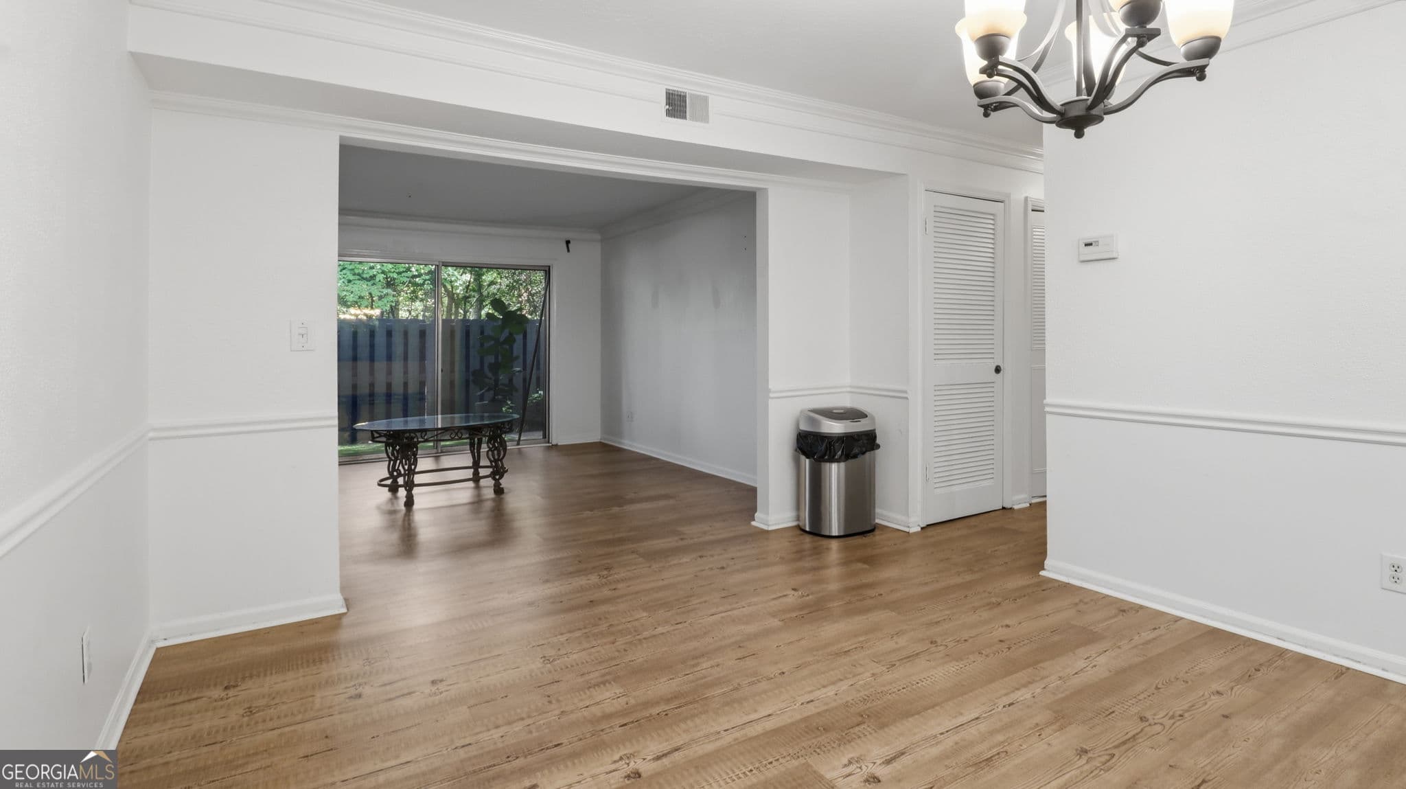 2 bedroom, 2 bathroom, 1,206 sq ft condominium for sale at 6851 Roswell Road A4, Atlanta, GA 30328 — photo 7