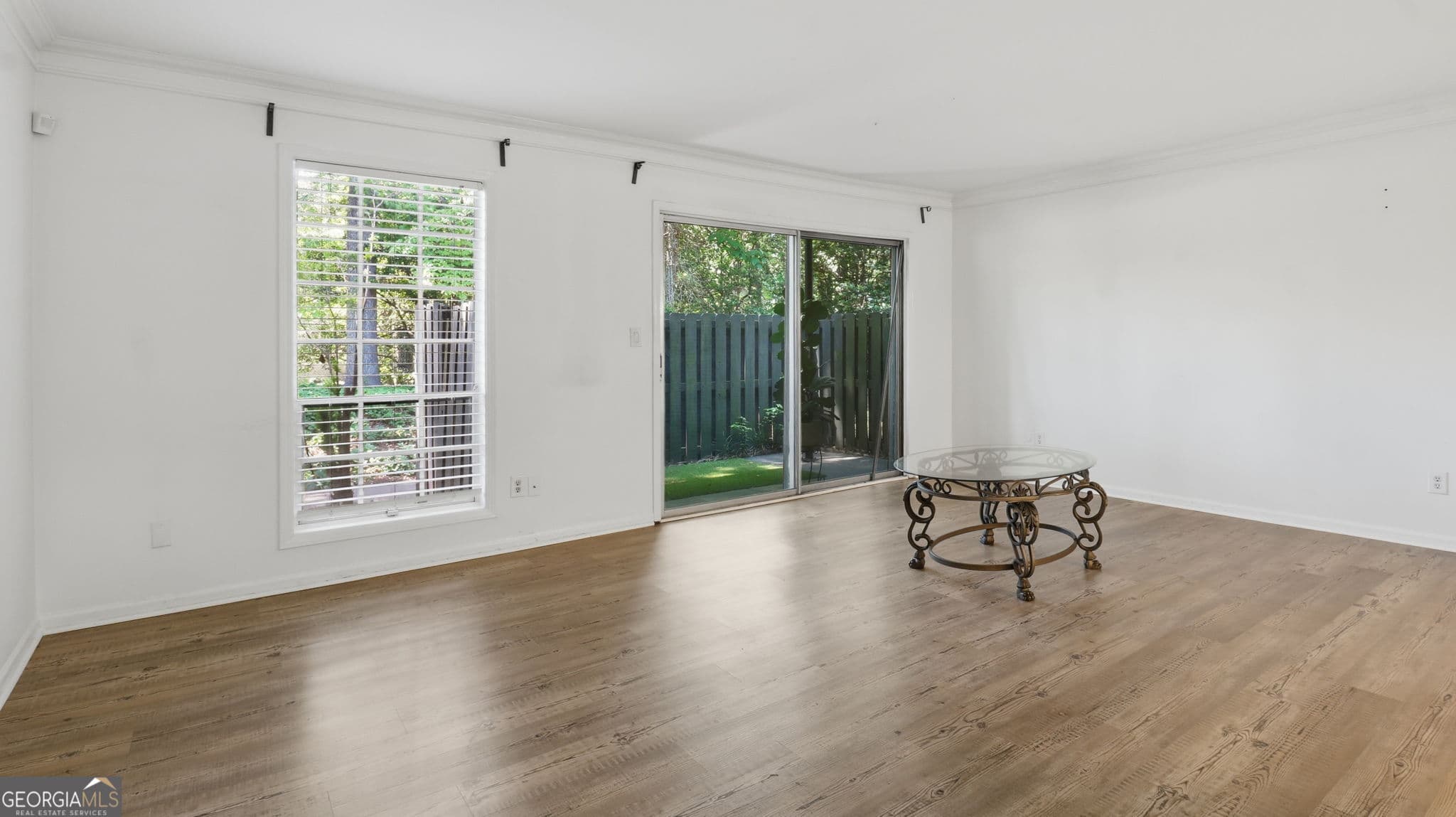 2 bedroom, 2 bathroom, 1,206 sq ft condominium for sale at 6851 Roswell Road A4, Atlanta, GA 30328 — photo 4
