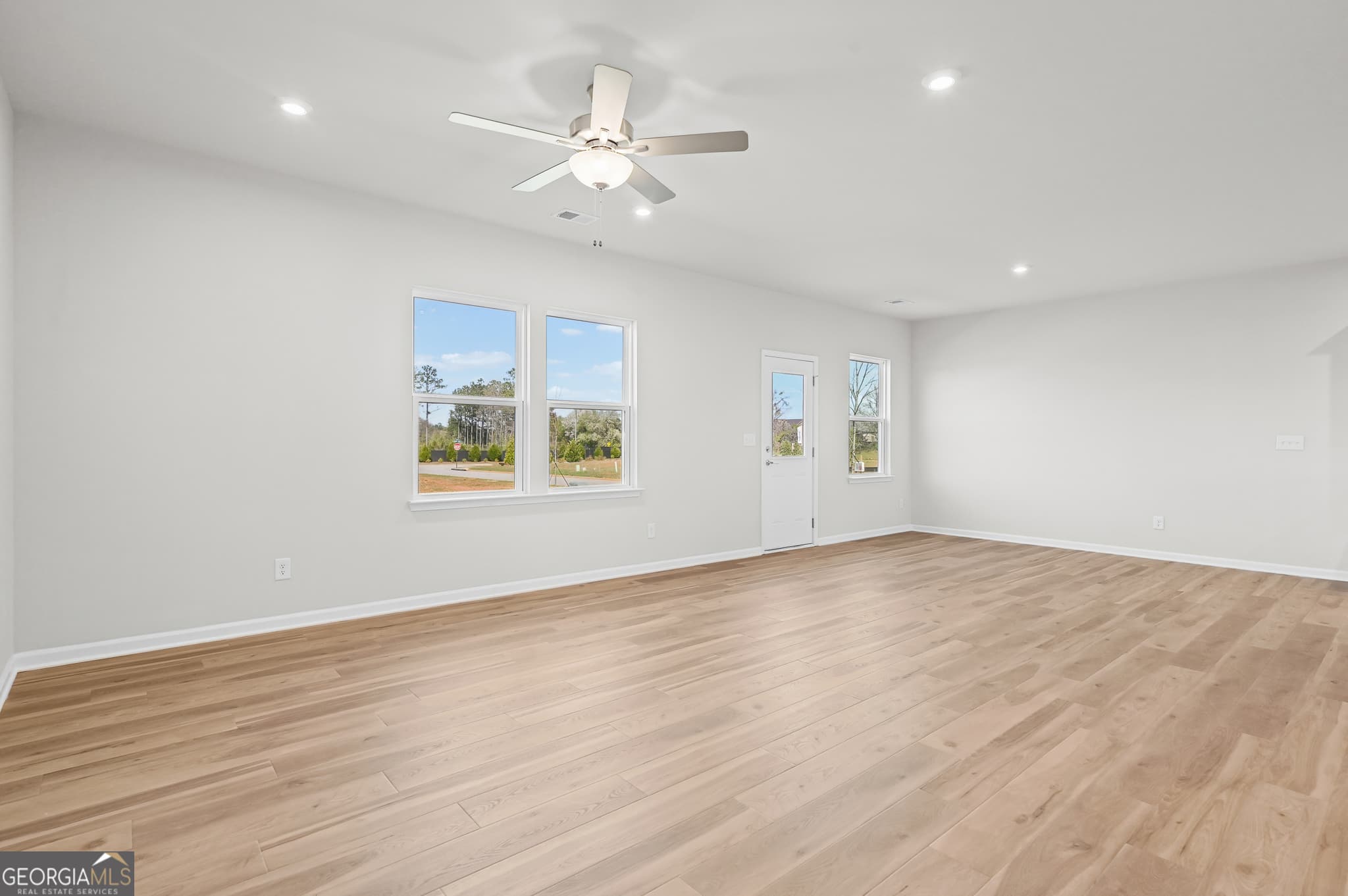 5 bedroom, 3 bathroom, 2,956 sq ft single family residence for sale at 600 Vidalia Park Way, Mcdonough, GA 30252 — photo 7