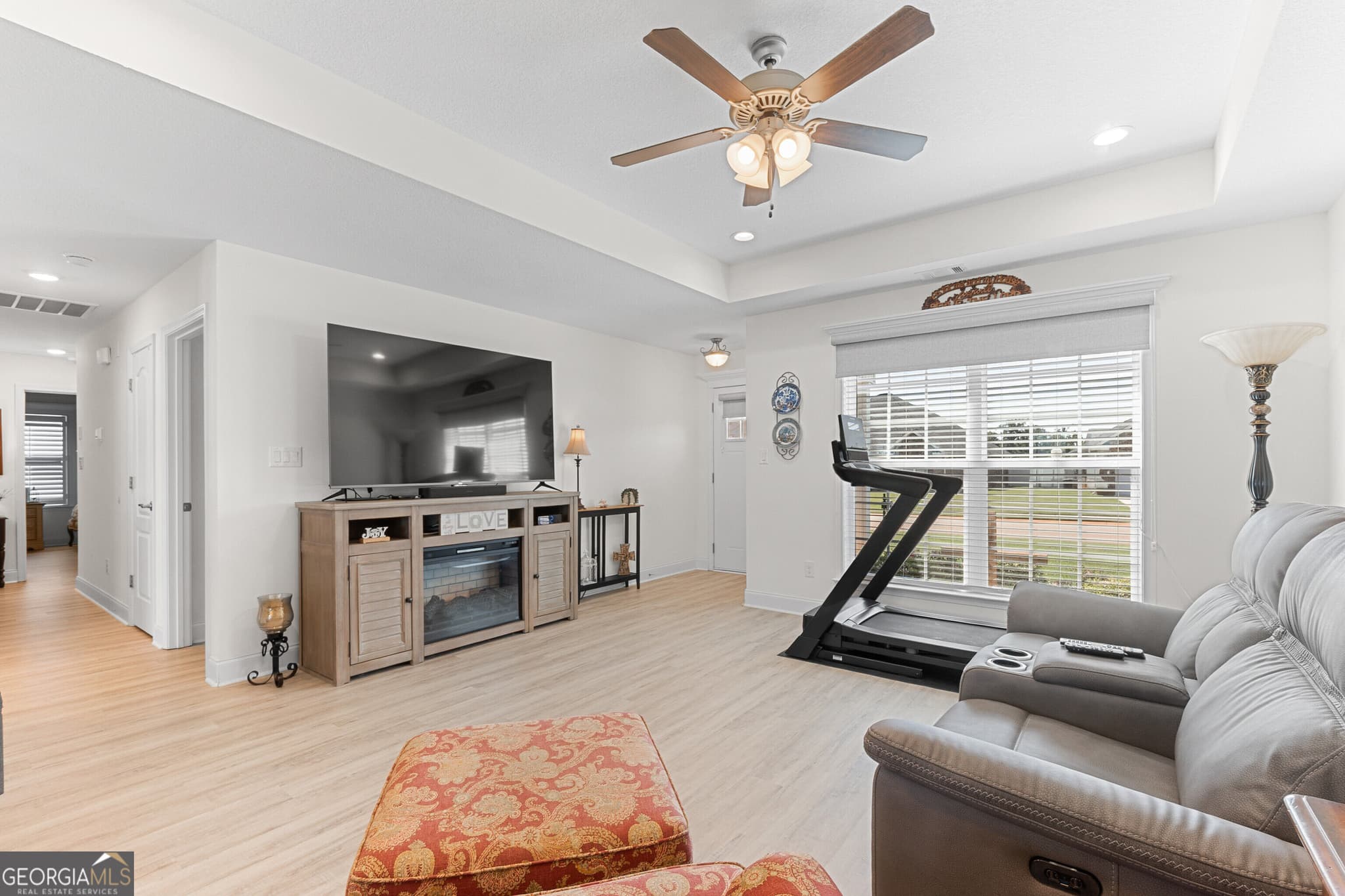 3 bedroom, 2 bathroom, 1,506 sq ft single family residence for sale at 425 Lamplight Drive, Byron, GA 31008 — photo 6