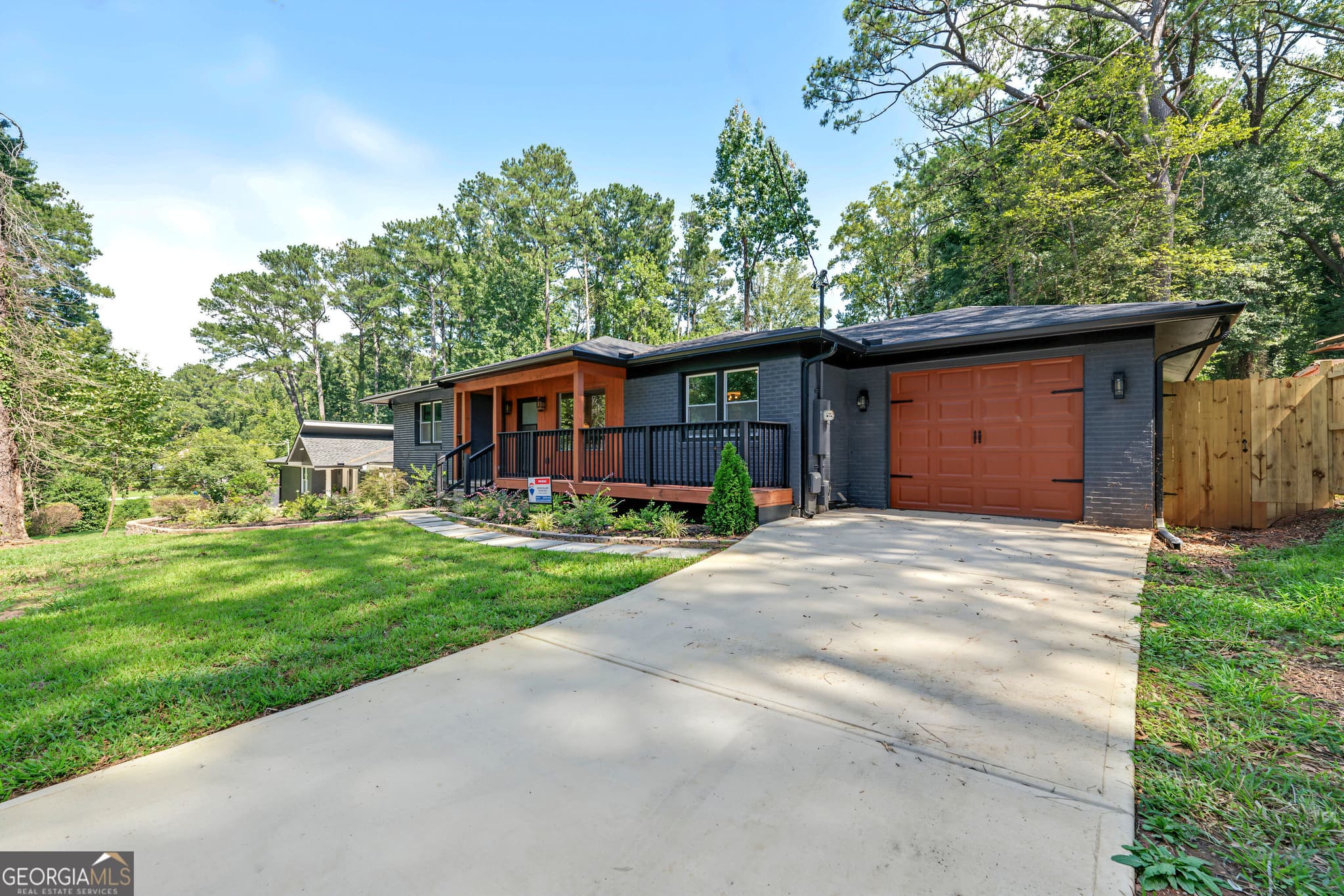 3 bedroom, 3 bathroom single family residence for sale at 852 Laurelmont Drive, Atlanta, GA 30311 — photo 2