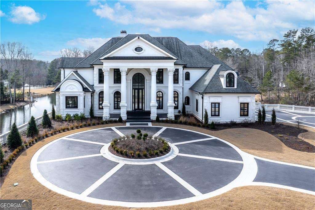 6 bedroom, 8 bathroom, 14,943 sq ft single family residence for sale at 10450 Belladrum, Alpharetta, GA 30022 — photo 3