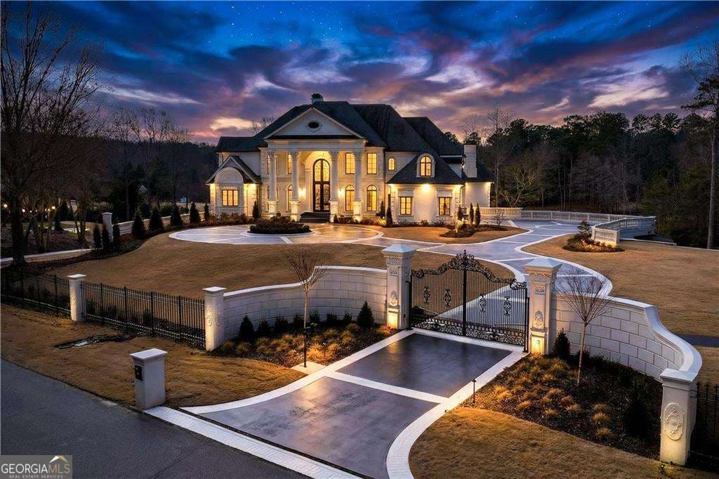 6 bedroom, 8 bathroom, 14,943 sq ft single family residence for sale at 10450 Belladrum, Alpharetta, GA 30022 — photo 1 of 100