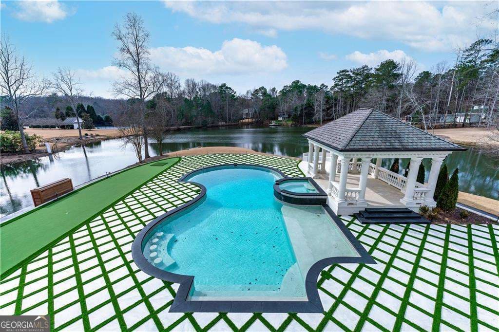 6 bedroom, 8 bathroom, 14,943 sq ft single family residence for sale at 10450 Belladrum, Alpharetta, GA 30022 — photo 5