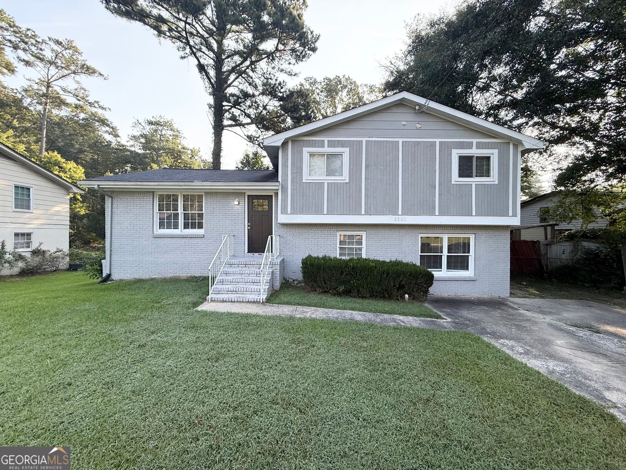4 bedroom, 2.5 bathroom, 1,175 sq ft single family residence for sale at 6350 Connell Road, South Fulton, GA 30349 — photo 2
