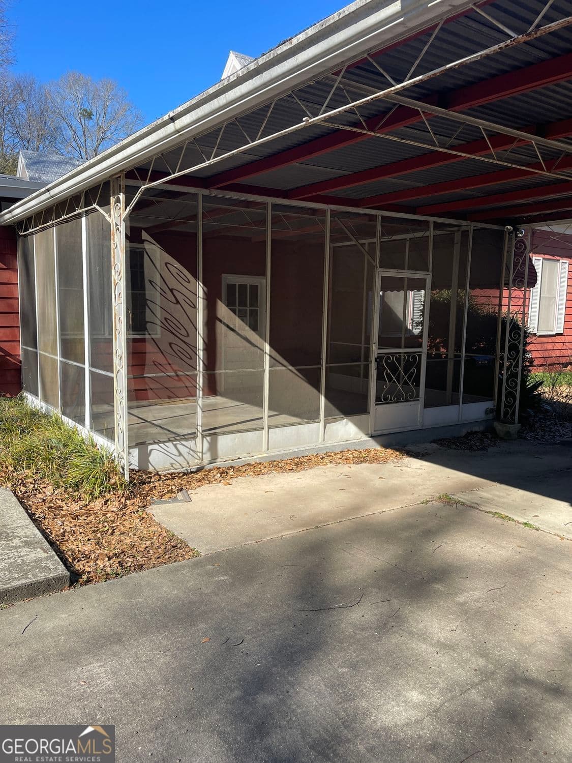 3 bedroom, 3 bathroom, 2,511 sq ft single family residence for sale at 379 West Avenue, Jackson, GA 30233 — photo 6